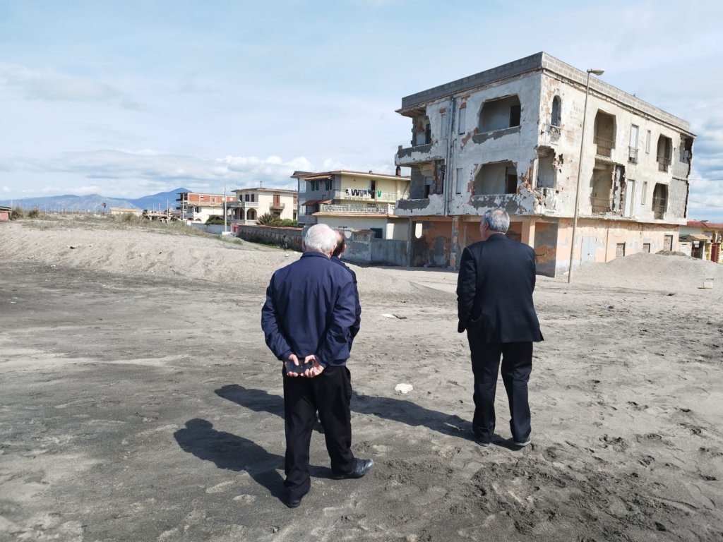 laspiaggiadicastelvolturnodeturpata5.jpg