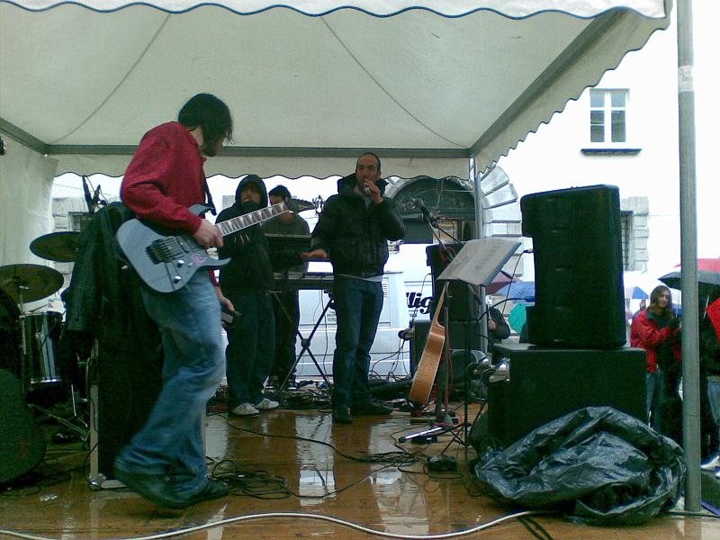 101220083352.jpg