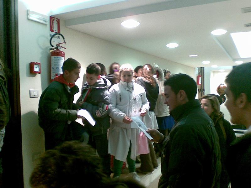 111220083373.jpg